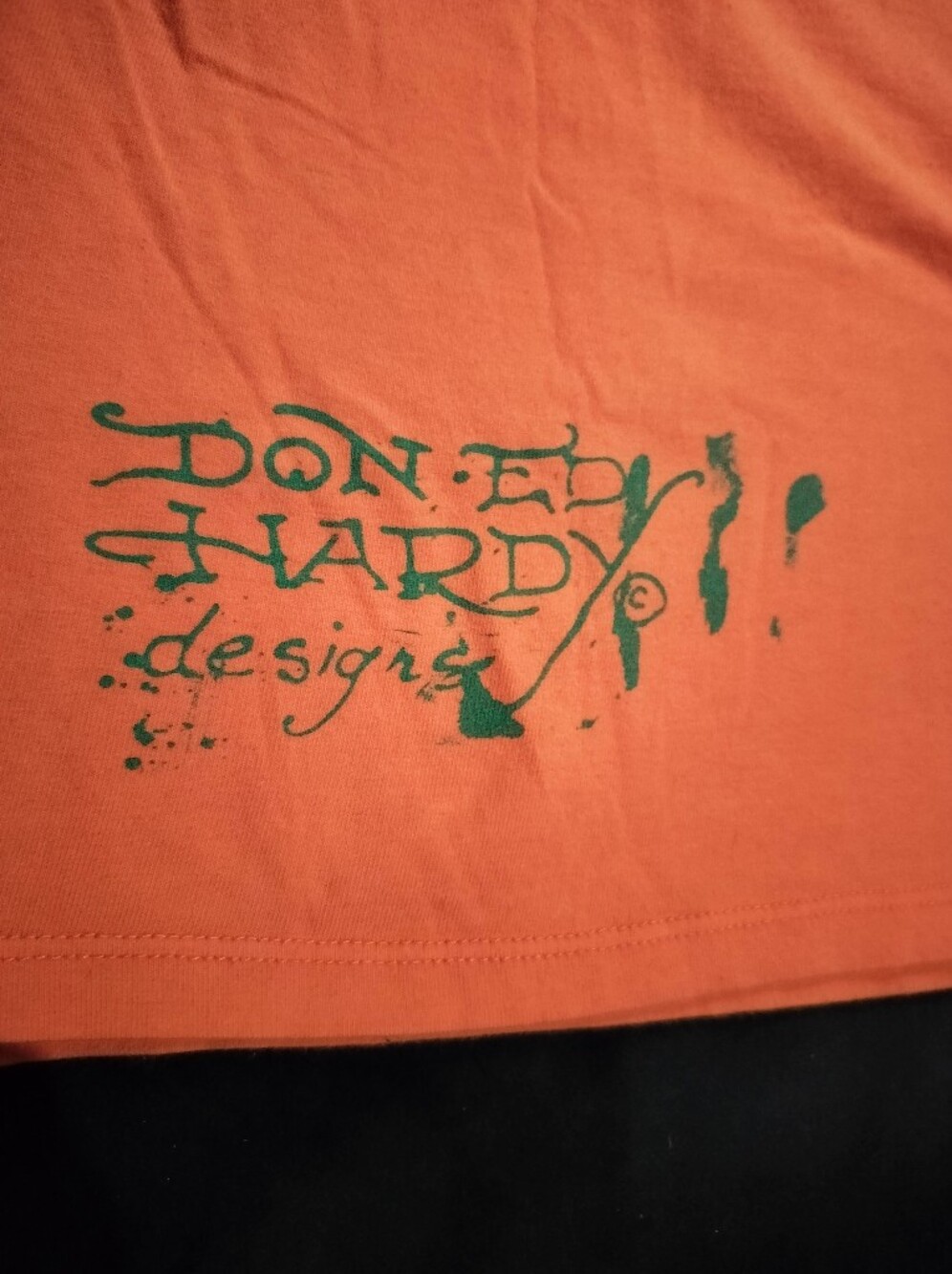 Vintage Ed Hardy Orange Graphic Tee with Rhinestone Gamble Motif - XL - Picture 7 of 9